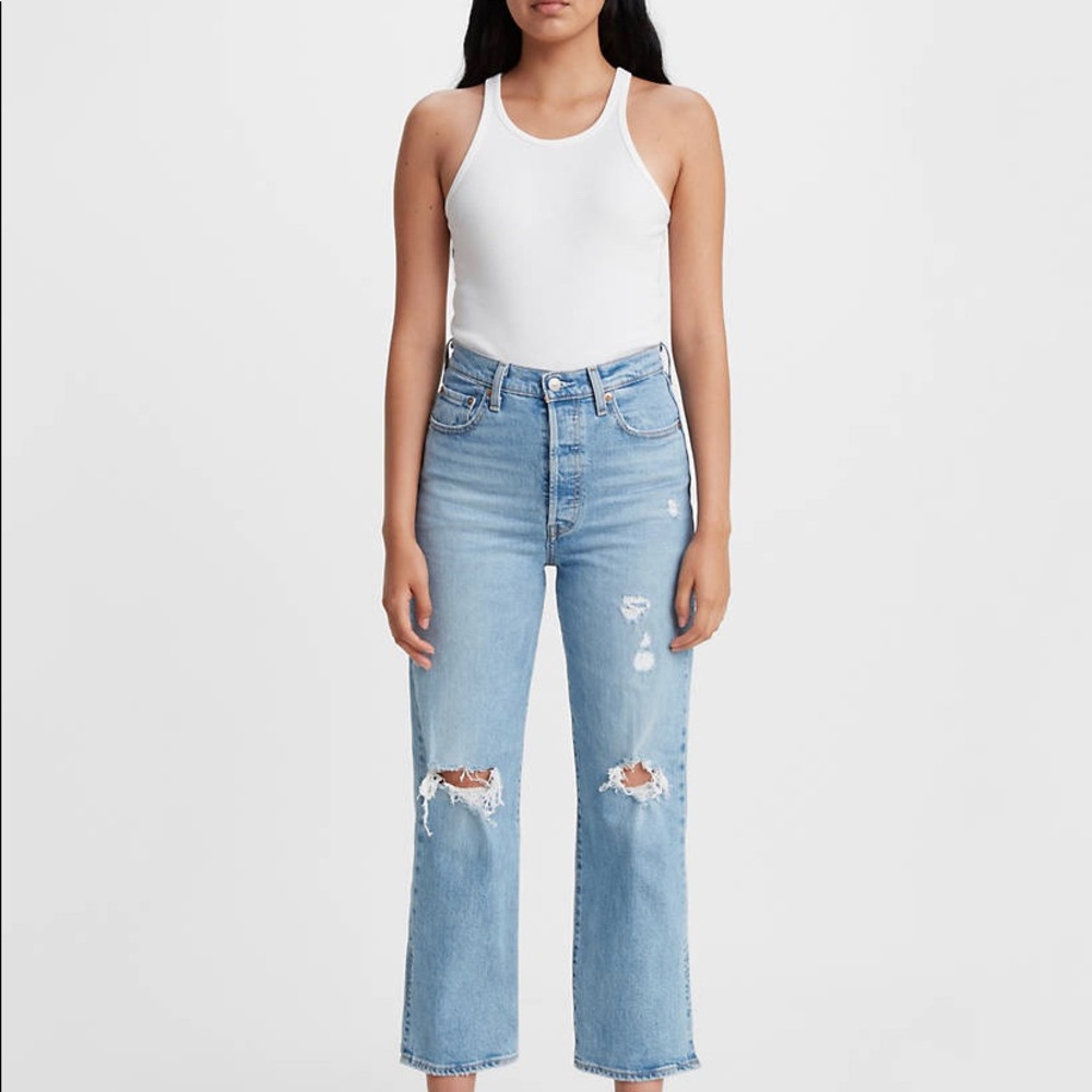 LEVI’s Jeans - Picture 2 of 3